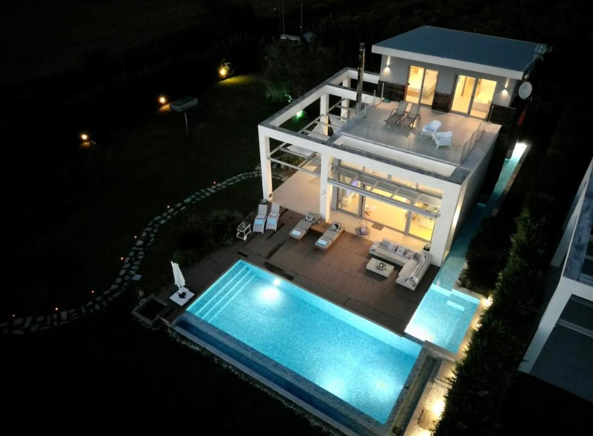 Island Villa Sani Sea View Extérieur photo